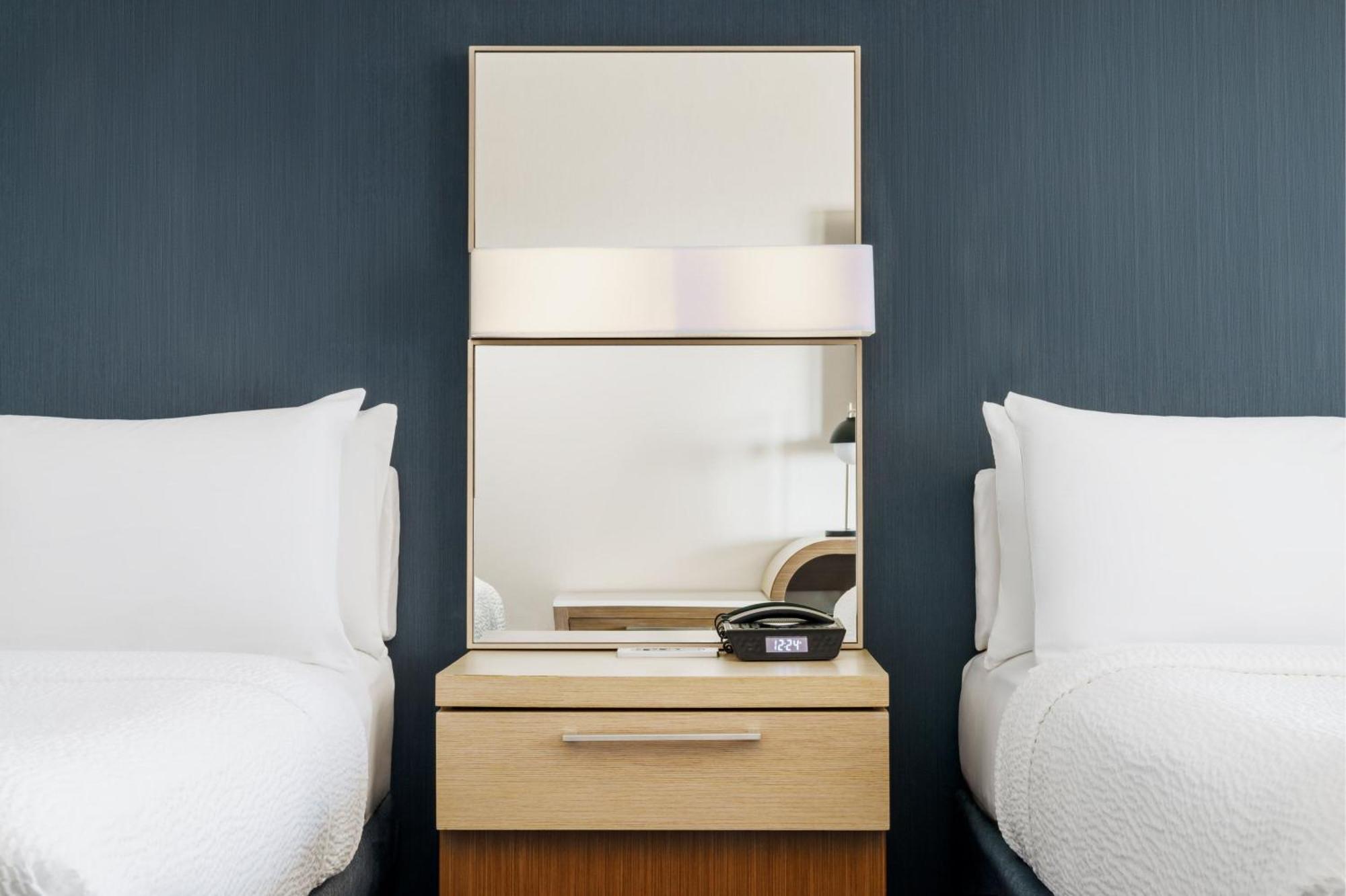 Courtyard By Marriott Phoenix Mesa Gateway Airport Esterno foto