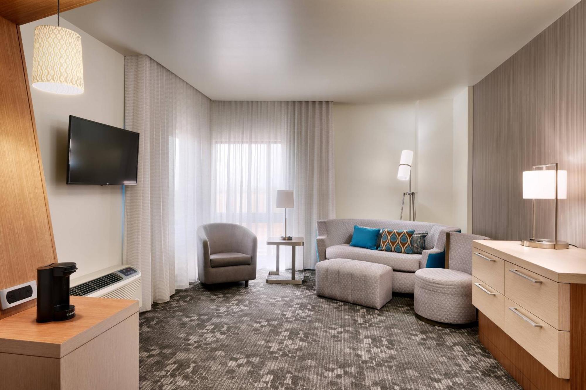 Courtyard By Marriott Phoenix Mesa Gateway Airport Esterno foto